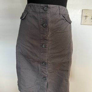 New York & Company Button Down Knee Length Grey Skirt 6
